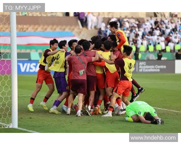 U22国足迎战埃及队全力以赴争取胜利展现青春风采