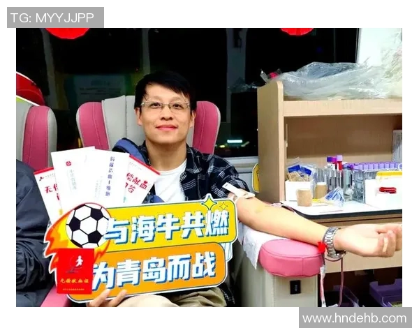 足球明星慷慨解囊捐赠家乡助力青少年足球发展与公益事业